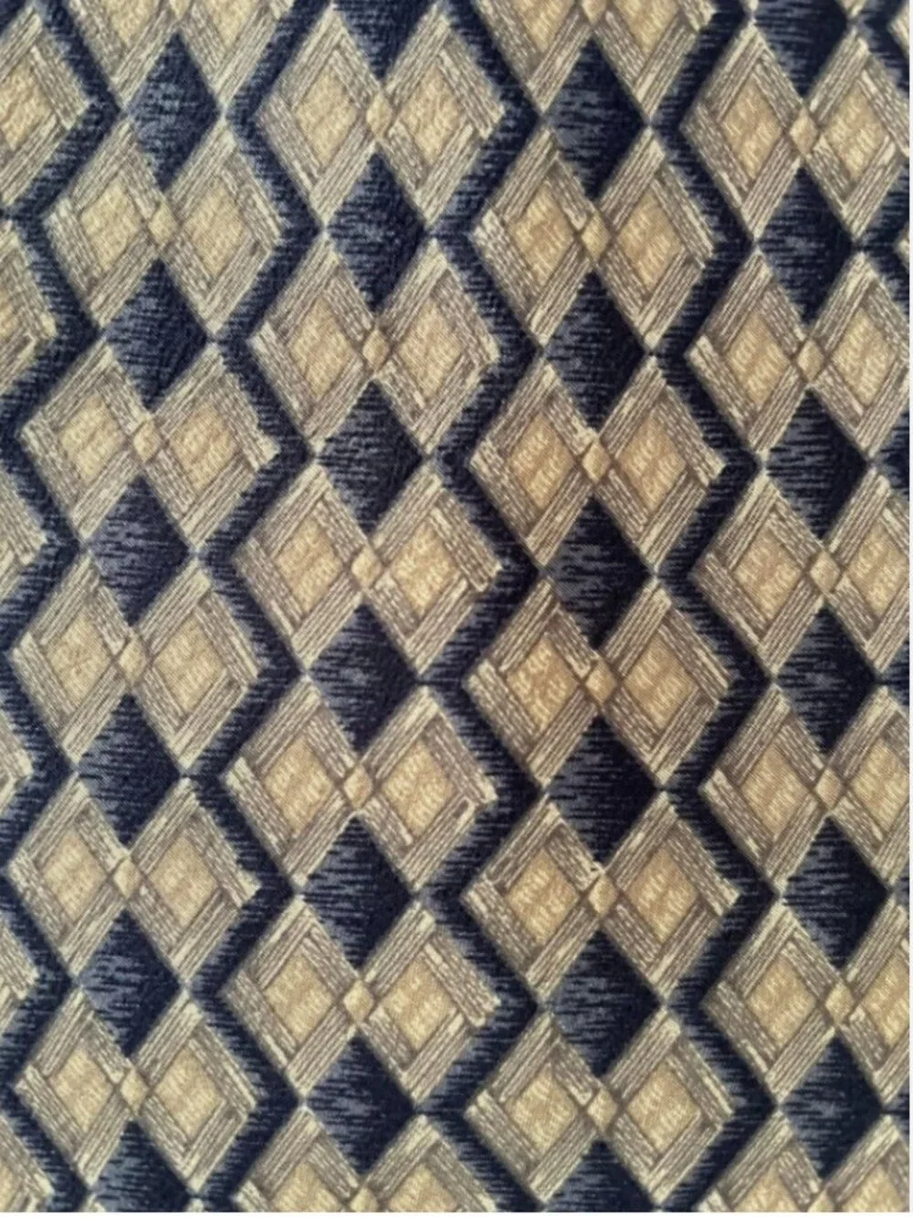 Peter Thomas By Superba 100% Silk Men’s Neck Tie Made In USA Geometric Pattern
